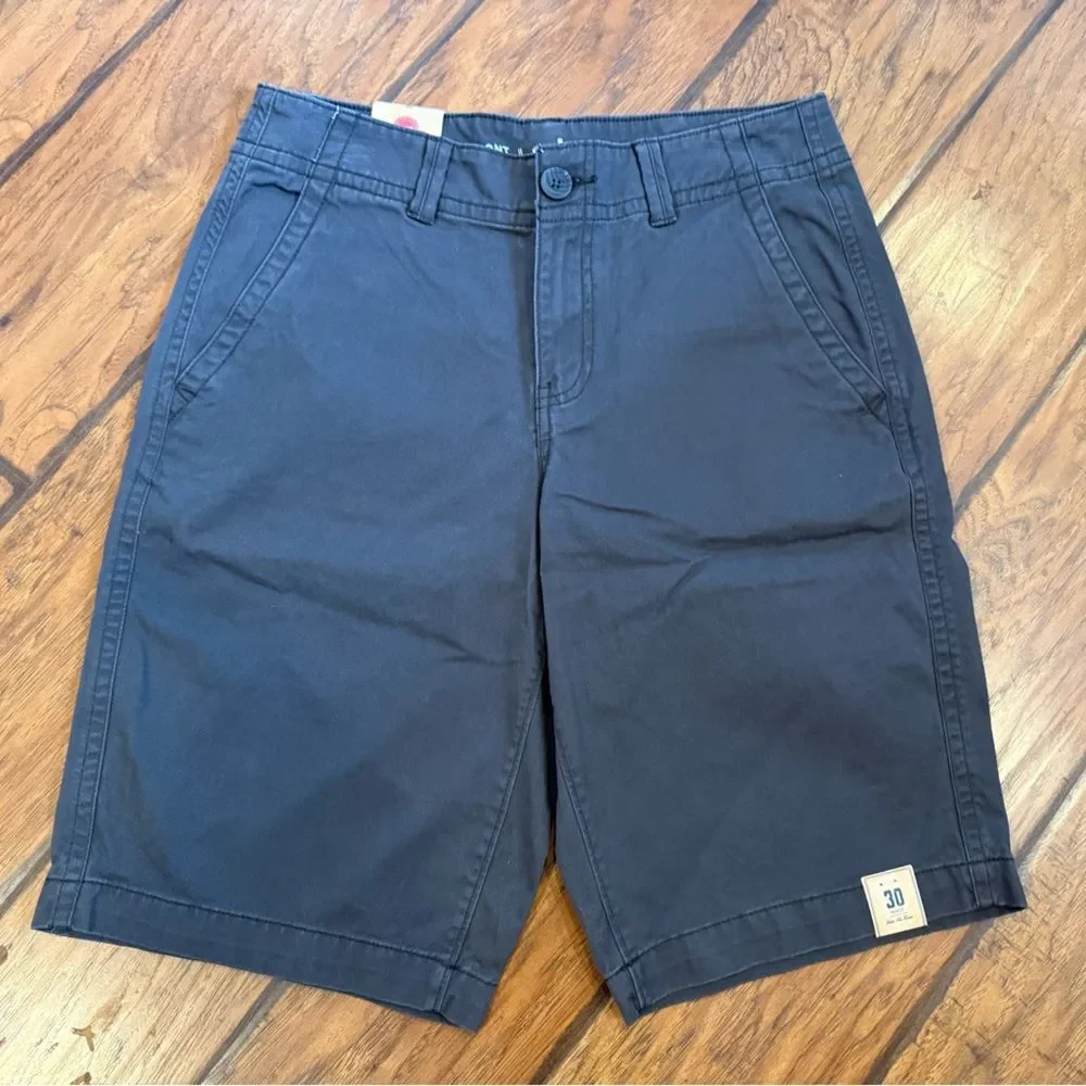 Urban Pipeline gray khaki shorts men’s 30 flat front Hits the Knee cotton NWT